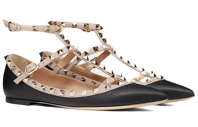 Lookbook (W) Valentino Rockstud ''Noir Or'' SW2S0376VODN91