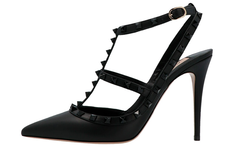 (W) Valentino Rockstud 'Black Leather'