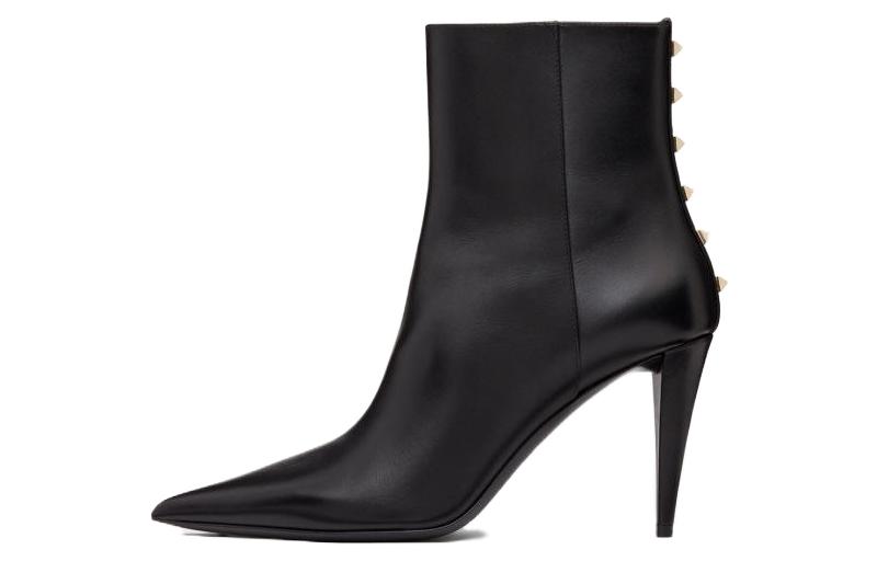 (W) Valentino Rockstud 'Black Leather Ankle Boot'