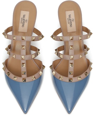 (W) Valentino Rockstud 'Blue Patent Slip-On Pointed Toe Slide' kasut wanita. VW2S0V23VNWLQ7 Lookbook (W) Valentino Rockstud 'Blue Patent Slip-On Pointed Toe Slide' kasut wanita. VW2S0V23VNWLQ7