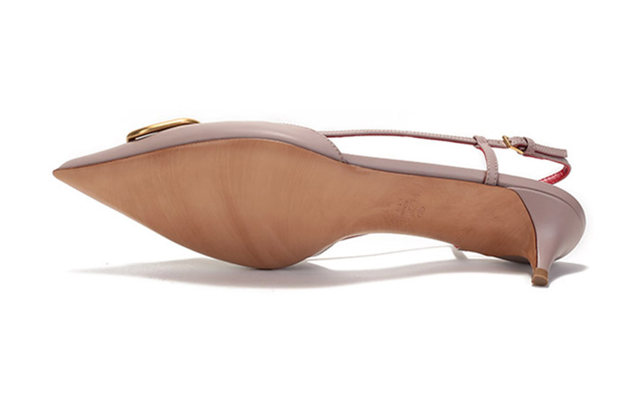 Details for (W) Valentino Rockstud 'Abu Muda Merah Muda' VW2S0Q70DSHP45