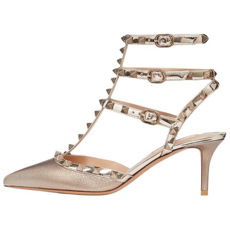 (W) Valentino Rockstud 'Light Gold'