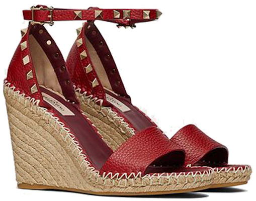 (W) Valentino Rockstud 'Sandalia Roja de Moda con Cuña Deportiva' WW2S0090VTOII0 Lookbook (W) Valentino Rockstud 'Sandalia Roja de Moda con Cuña Deportiva' WW2S0090VTOII0