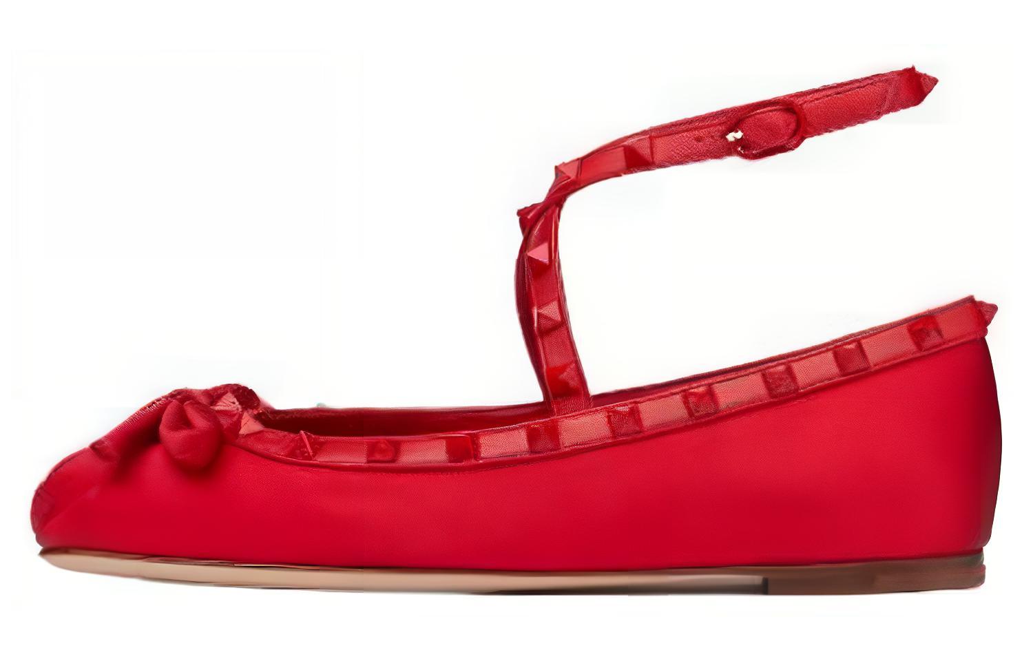 (W) Valentino Rockstud 'Red Satin'