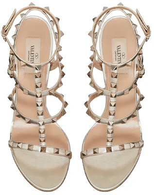 (W) Valentino Rockstud 'Sandal Hak Tinggi Perak' UW2S0A27JXHS69 Lookbook (W) Valentino Rockstud 'Sandal Hak Tinggi Perak' UW2S0A27JXHS69