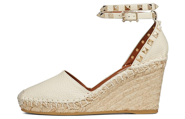 (W) Valentino Rockstud 'White'