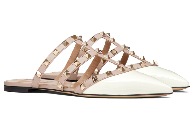 Lookbook (W) ヴァレンティノ ロックスタッド 白パテントミュール WW2S0H15VNWL62