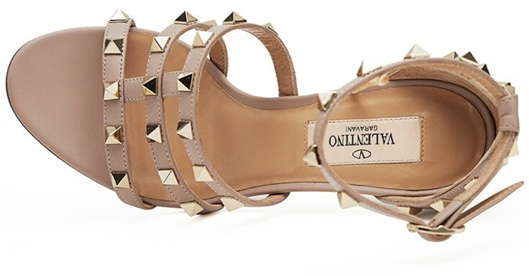 (W) 발렌티노 락스터드 라벤더 샌들 RW2S0K20VODP45 Lookbook (W) 발렌티노 락스터드 라벤더 샌들 RW2S0K20VODP45