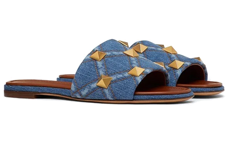 Order (W) Sandal Kulit Valentino Rockstud 'Biru' XW0S0BK4UFD097