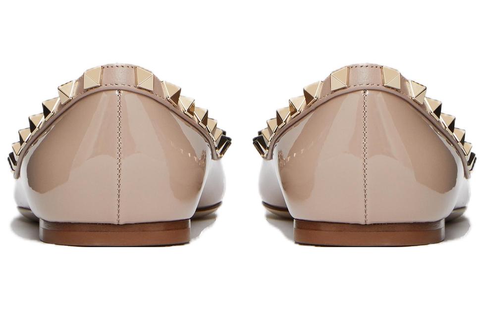 Sizing (Women) Valentino Rockstud Patent 'Nude' TW0S0403VNWP45