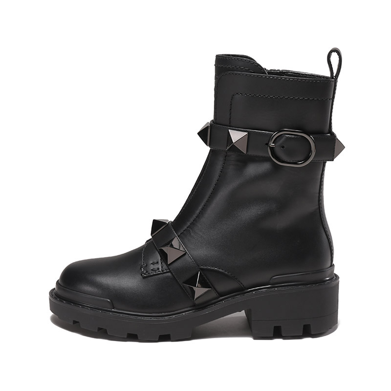 (Women) Valentino Roman Stud 'Black' 1W2S0CJ3FYP0NO