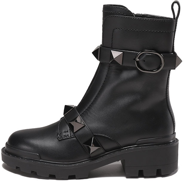 women-valentino-roman-stud-black-1-w2-s0-cj-3-fyp-0-no