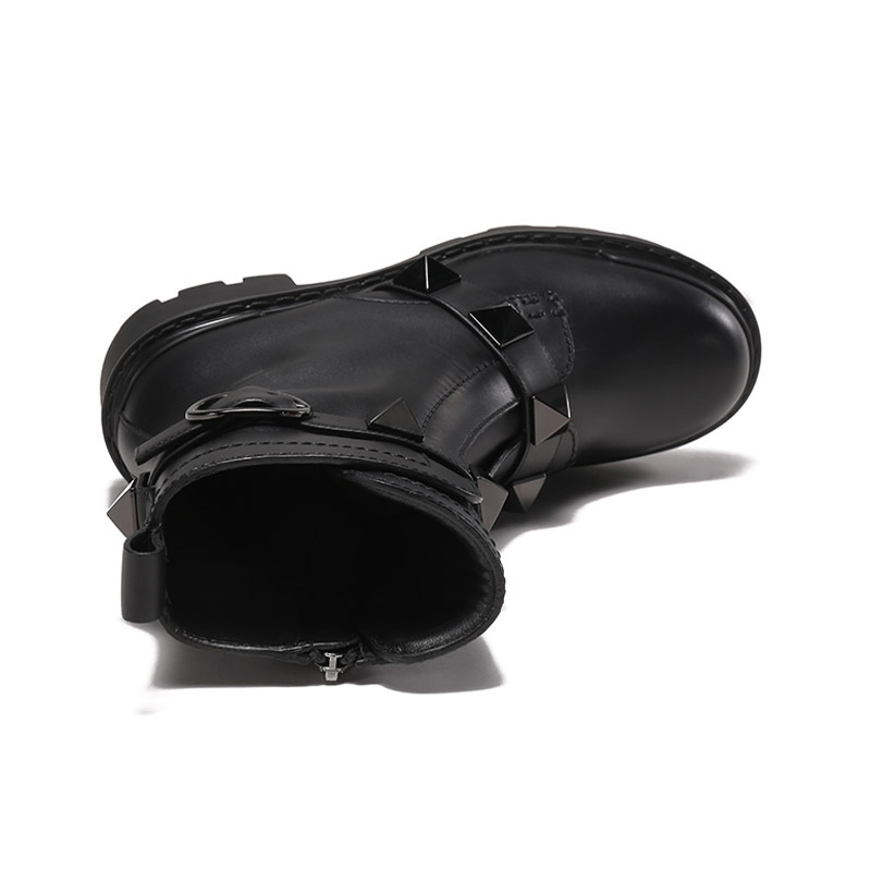 Purchase (Women) Valentino Roman Stud 'Black' 1W2S0CJ3FYP0NO