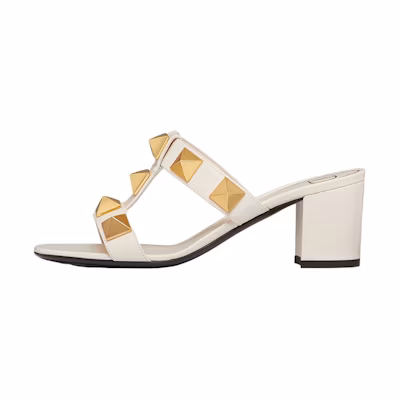 (W) Valentino Roman Stud 'Light Ivory'