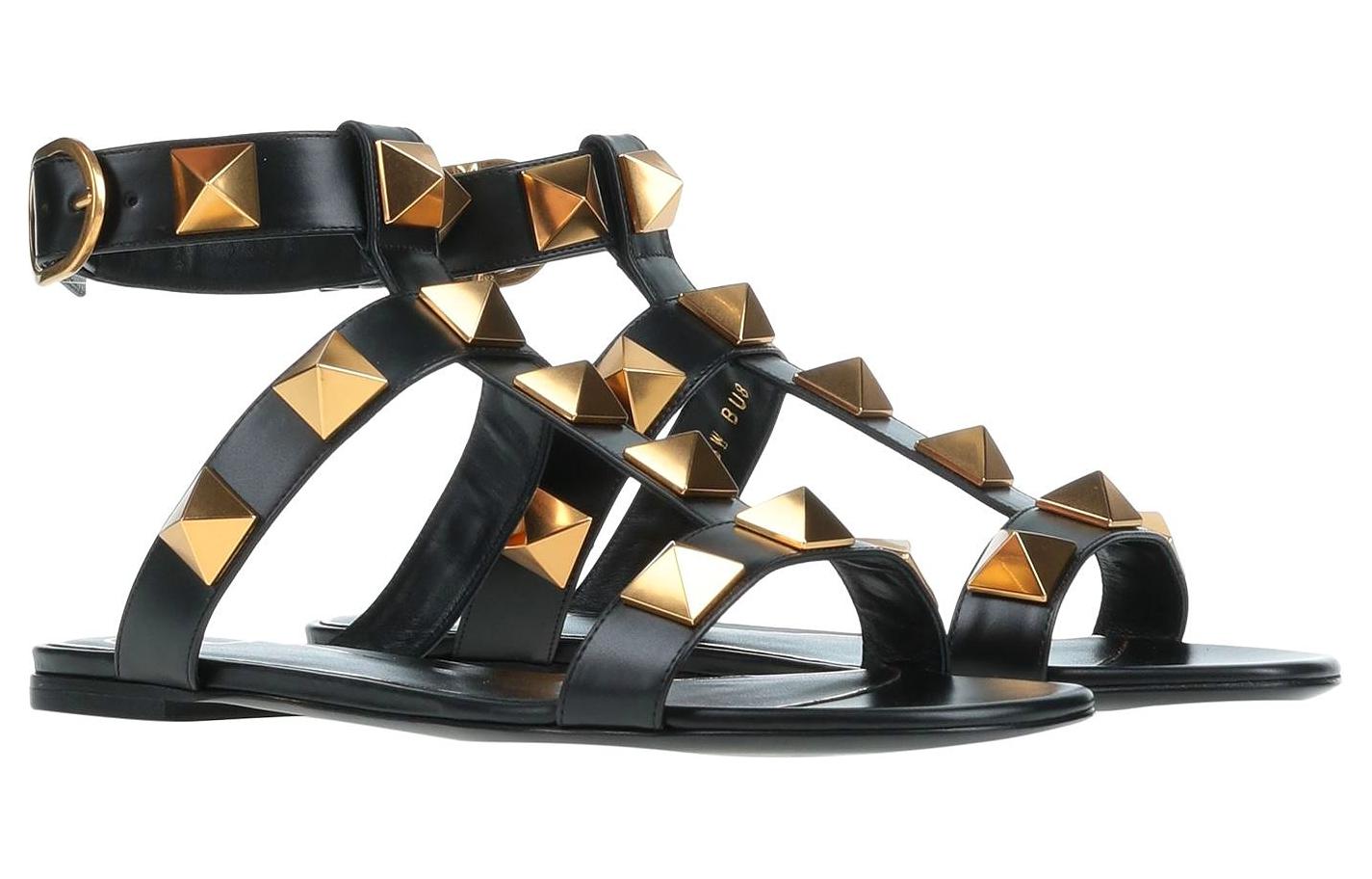 Lookbook (W) Sandali Valentino Roman Stud in Pelle di Vitello Nera WW2S0BU8ZWM0NO
