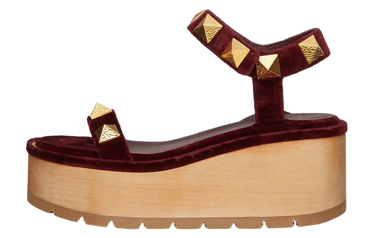 (W) Valentino Roman Stud Sandal 'Burgundy'