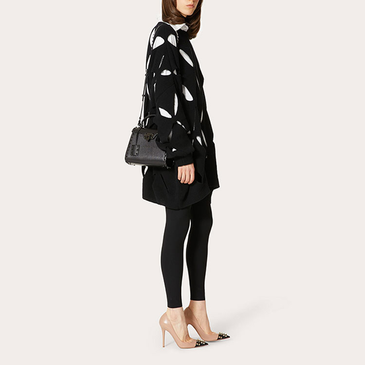 Lookbook (W) Valentino Legging Hitam Slim Fit Base Layer. WB0MD03M6SRN01