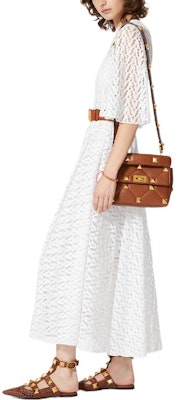 (W) Valentino SS22 光学蕾丝短袖中长连衣裙 白色 XB3VAYE56W1001 Purchase (W) Valentino SS22 光学蕾丝短袖中长连衣裙 白色 XB3VAYE56W1001