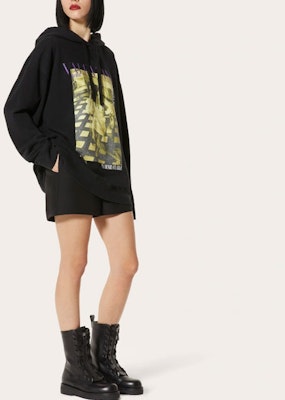 (W) Valentino SS22 Portrait Print Sweatshirt Hitam XB0MF17J75NEE6 Purchase (W) Valentino SS22 Portrait Print Sweatshirt Hitam XB0MF17J75NEE6