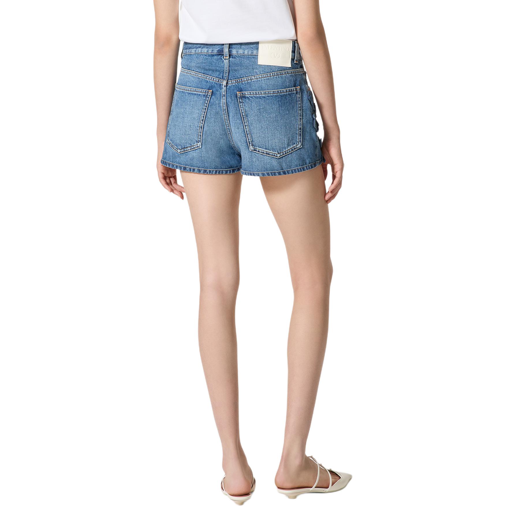 Shop (Women) Valentino SS24  High-Waist Straight Denim Shorts Deep Blue. 4B0DD17H8KJ-558