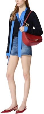 (W) 발렌티노 SS24 브이넥 버튼업 니트 가디건 네이비 블루. BKA08C8NY598 Purchase (W) 발렌티노 SS24 브이넥 버튼업 니트 가디건 네이비 블루. BKA08C8NY598