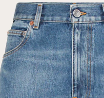 Sizing (W) Valentino SS24 女士直筒Bermuda深色丹寧短褲。 4B0DD16T8L4-558
