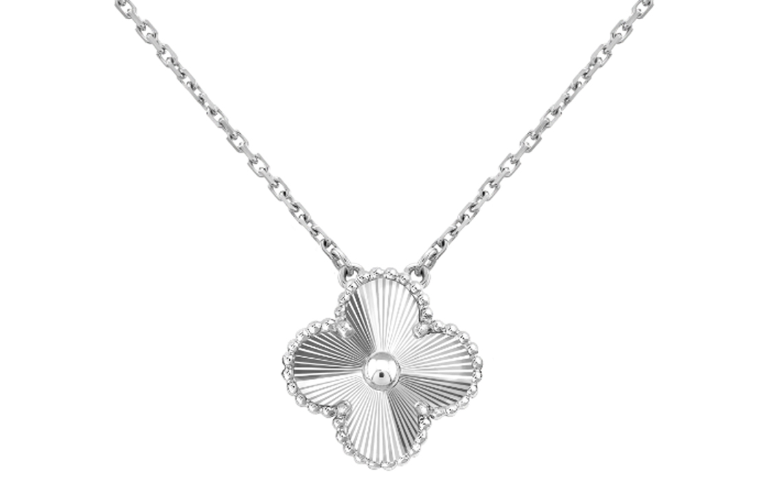 Shop (W) Kalung Liontin Van Cleef & Arpels Alhambra 18K Emas Putih Four-Leaf Clover. VCARP9XG00