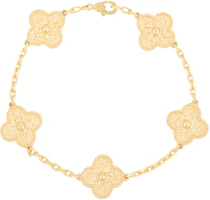 (Women) Van Cleef & Arpels Alhambra Four-Leaf Clover Gold Bracelet. VCARO1IE00 (Women) Van Cleef & Arpels Alhambra Four-Leaf Clover Gold Bracelet. VCARO1IE00