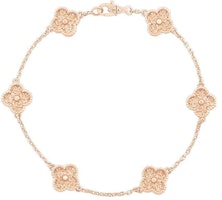 (Women) Van Cleef & Arpels Alhambra Sweet Clover 18k Rose Gold Bracelet - . VCARO8DD00 (Women) Van Cleef & Arpels Alhambra Sweet Clover 18k Rose Gold Bracelet - . VCARO8DD00