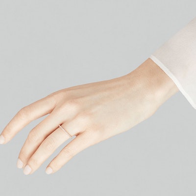 (W) Cincin Emas Rose Van Cleef & Arpels Félicité. VCARO8BO00 Purchase (W) Cincin Emas Rose Van Cleef & Arpels Félicité. VCARO8BO00