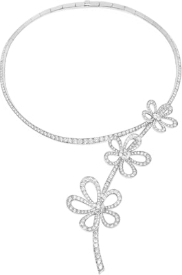 (W) 梵克雅寶 花飾蕾絲18K白金戒指 女士款 VCARP05300 Lookbook (W) 梵克雅寶 花飾蕾絲18K白金戒指 女士款 VCARP05300