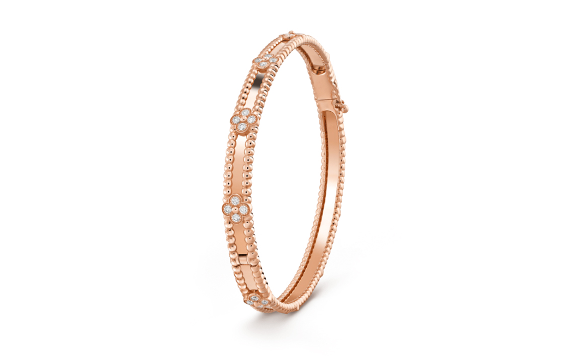 (Women) Van Cleef & Arpels Perlée Sweet Clovers 18K Rose Gold Diamond Bracelet. VCARP6X200