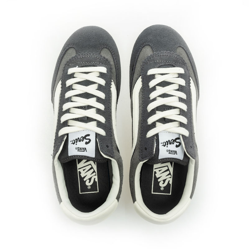 Sizing (W) Vans "阿迪达斯超级低帮运动鞋" V160100008