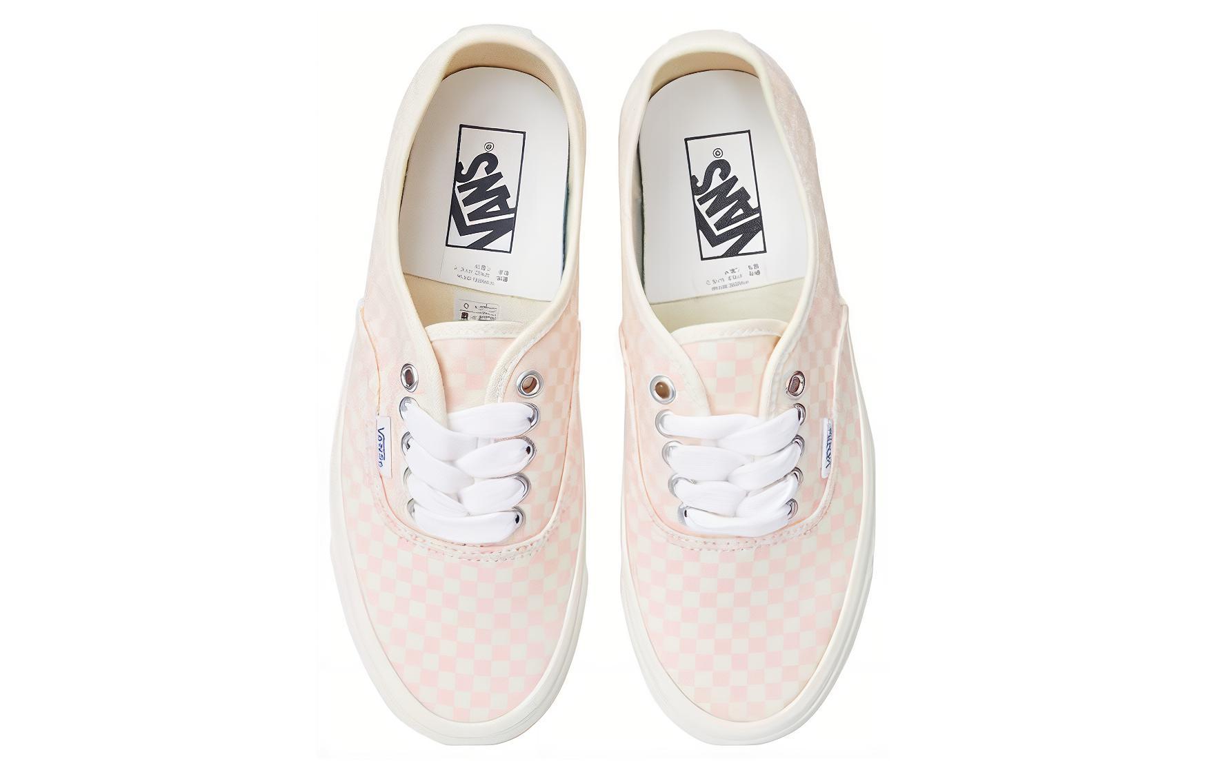 Lookbook (W) Vans Authentic 44 DX 'Merah Jambu Putih' VN0005U8PNK