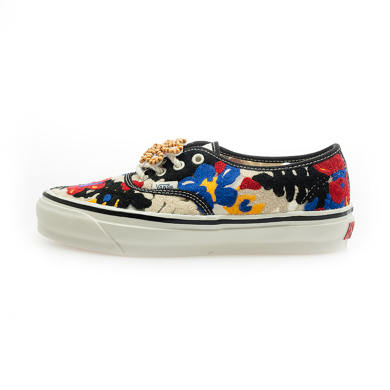 (Women) Vans Authentic 44 Needlework LX White multicolor V160101006