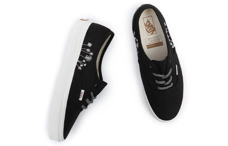 Shop (W) Sepatu Vans Authentic 'Hitam Putih' VN0A5KRDBF5