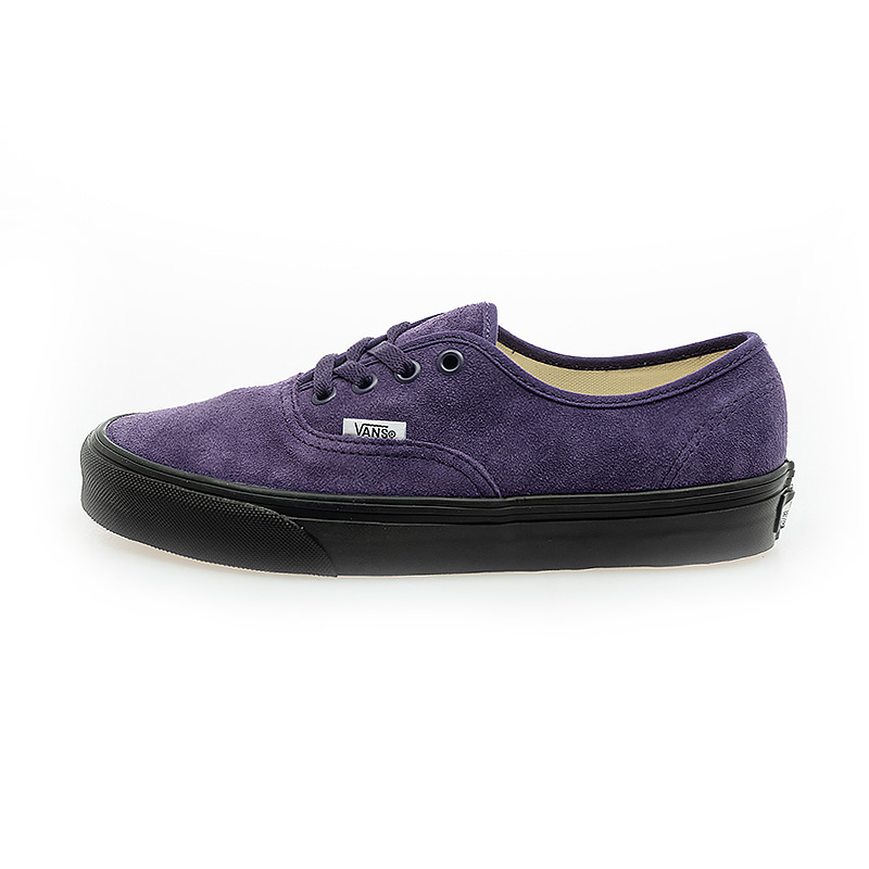 (Women) Vans Authentic Sneakers V160101033