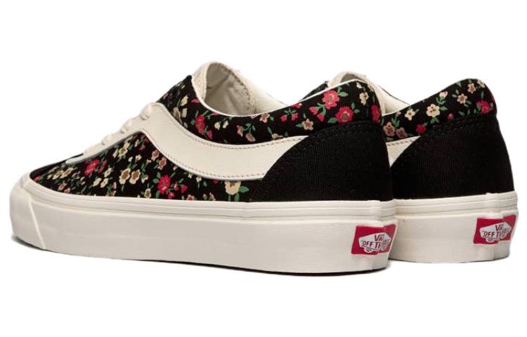 Shop (W) Sepatu Vans Bold Ni 'Black Floral' VN0A5DYABA2