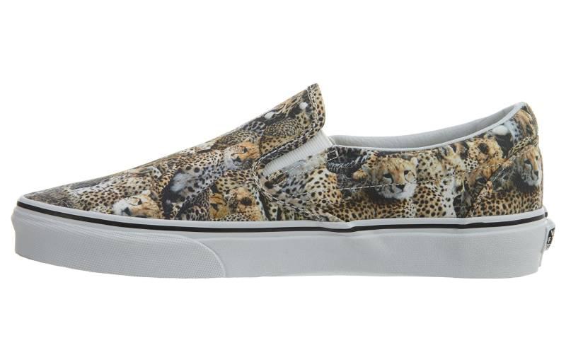 (Women) Vans Classic Slip-On Shoes 'Cheetah' VN0ZMRFGZ