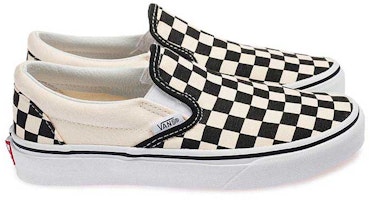 (Women) Vans Classic Slip-On Sneakers V1C0119990 (Women) Vans Classic Slip-On Sneakers V1C0119990