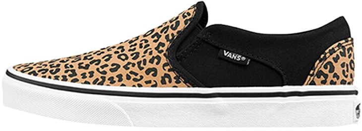 women-vans-classic-slip-on-leopard-black-vn-0-a45-jm-36-i