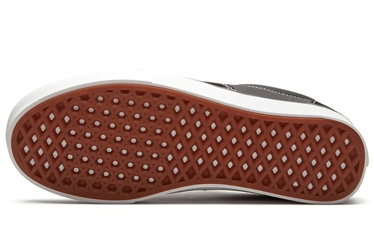 Shop (W) Vansコンフィクッシュエラ (トリトーン) ブラック VN0A3WM91PW