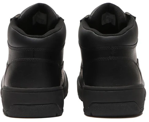 (W) Vans FULTON 休闲运动鞋 V252032002 Lookbook (W) Vans FULTON 休闲运动鞋 V252032002