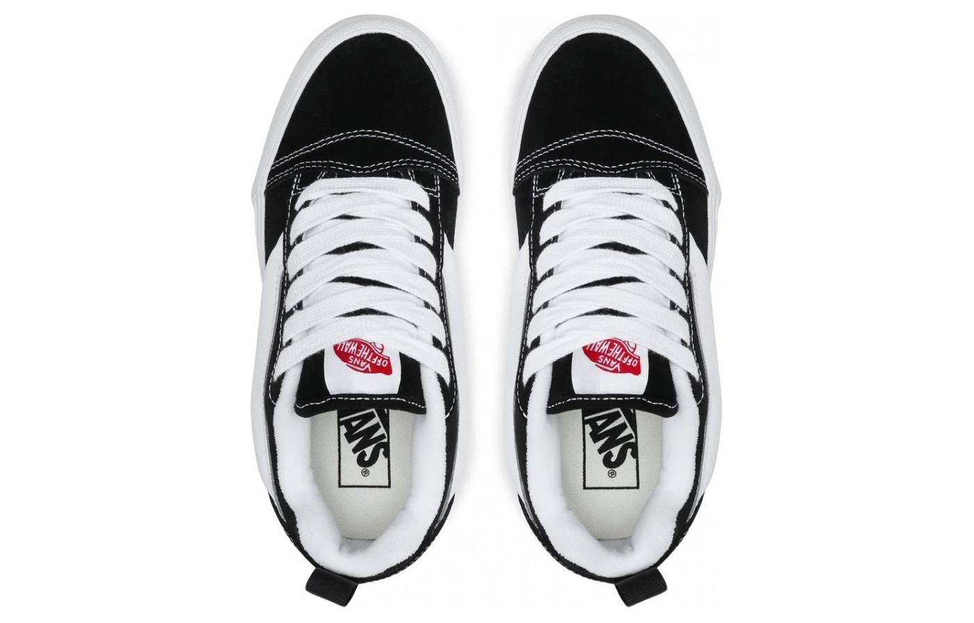 Shop (W) Vans Knu Skool Low 'Negro Gris' VN000CP6BXC