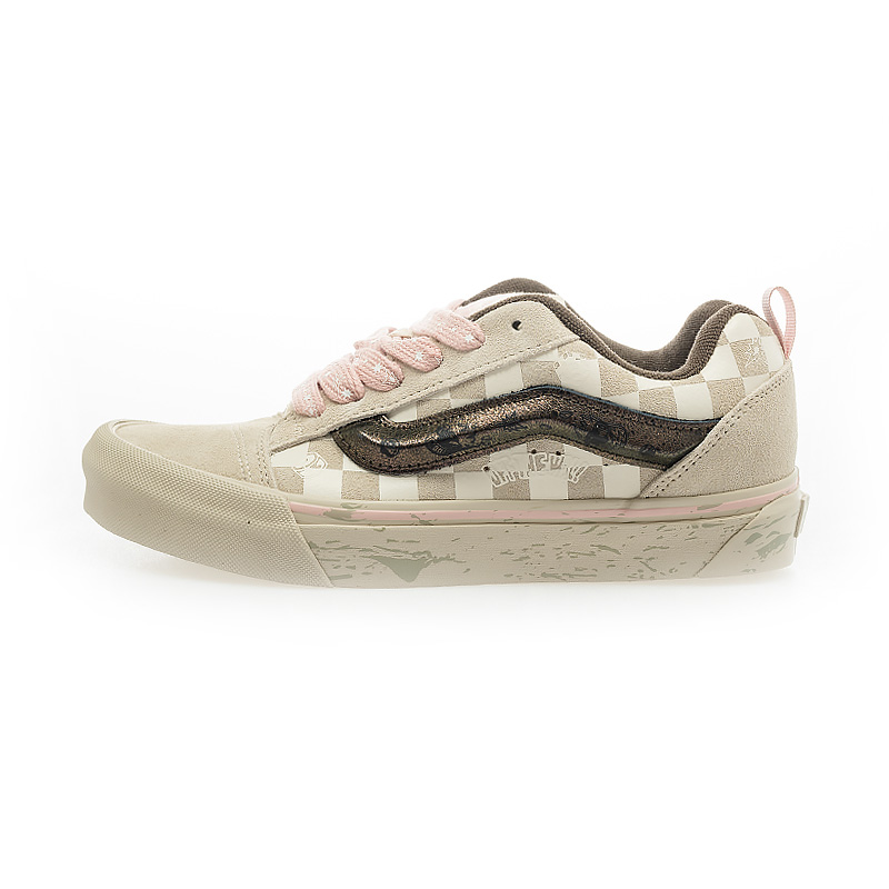 (Women) Vans Knu Skool Sneakers V150120001