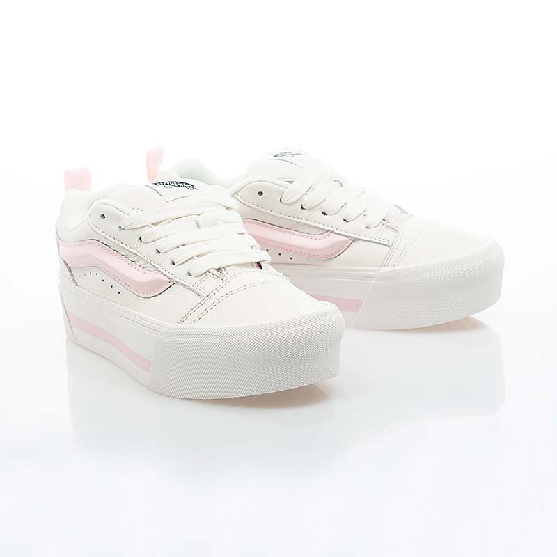 Lookbook (W) Vans Knu Stack: Soluciones de Almacenamiento Modular Elegantes V140120040