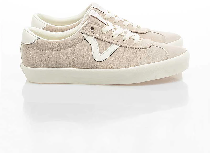women-vans-low-top-athletic-sneakers-v140104113