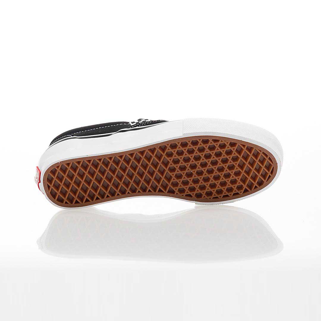 Shop (W) 반스 MN 스케이트 슬립온 스니커즈 V1C0208077