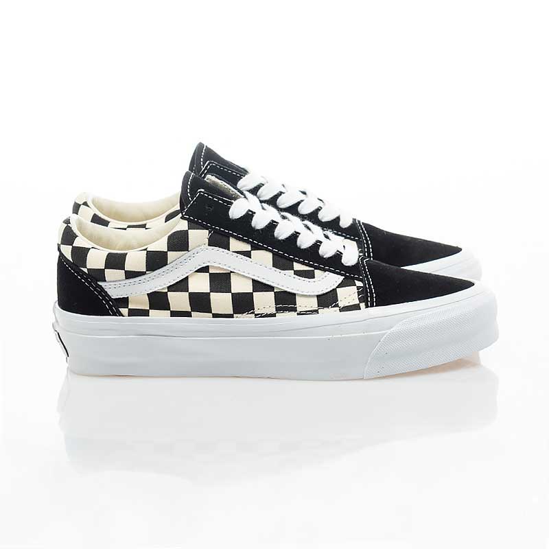 (Women) Vans Old Skool 36 Classic Sneakers V140318070