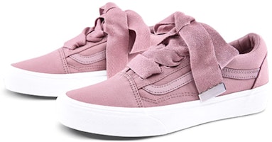 Vans Old Skool 'Rosa' VN0A4BTSVZS Lookbook Vans Old Skool 'Rosa' VN0A4BTSVZS